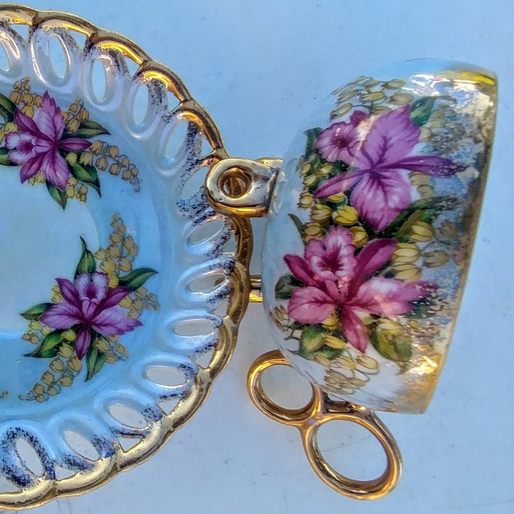 L.M. Royal Halsey very fine china cup & saucer set - Picture 5 of 10